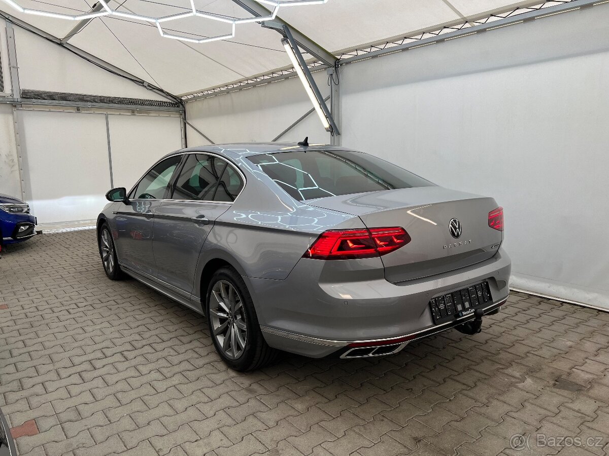 Volkswagen Passat sedan 2.0 TSi,206 kW,4x4,DSG,R-Line,73TKM - 4