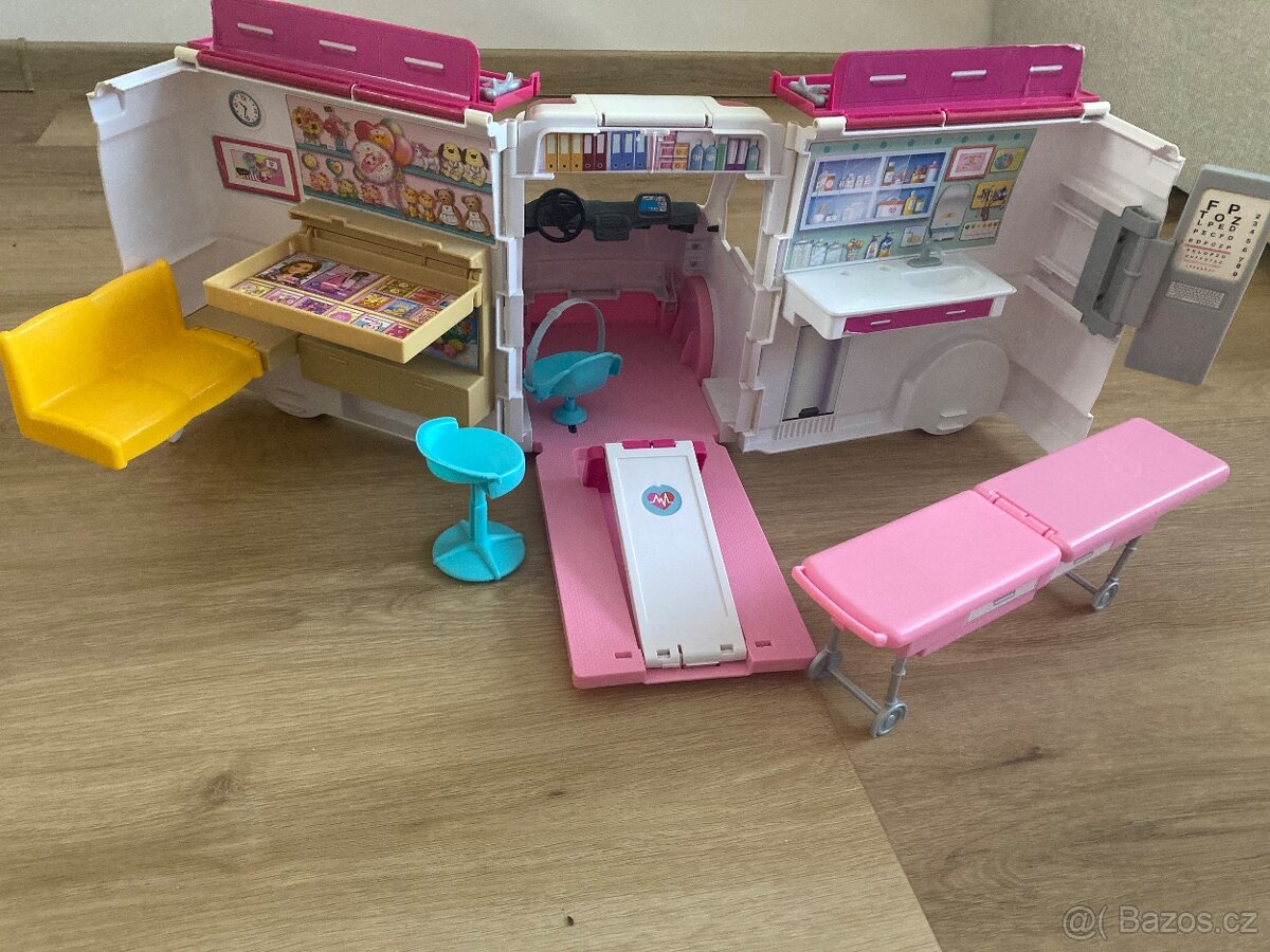 Barbie sanitka - 4