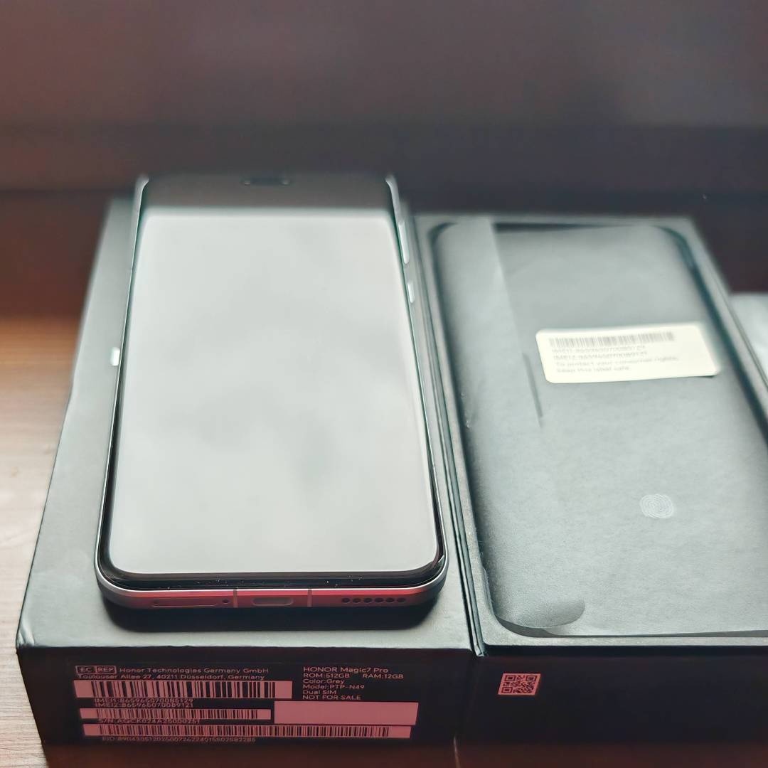 Honor Magic 7 Pro 12/512GB 100 X ZOOM 200MPx - 4