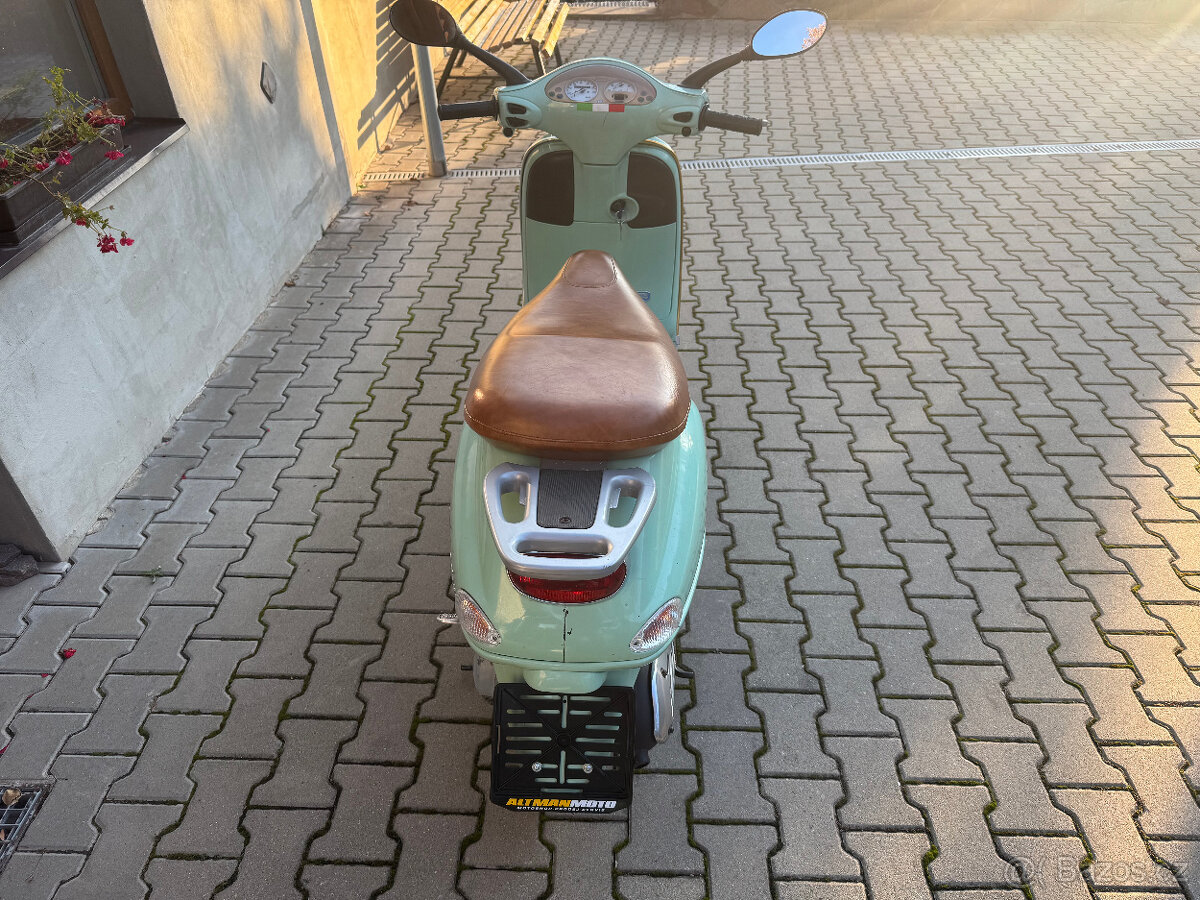 Piaggio Vespa ET4 125 - 4