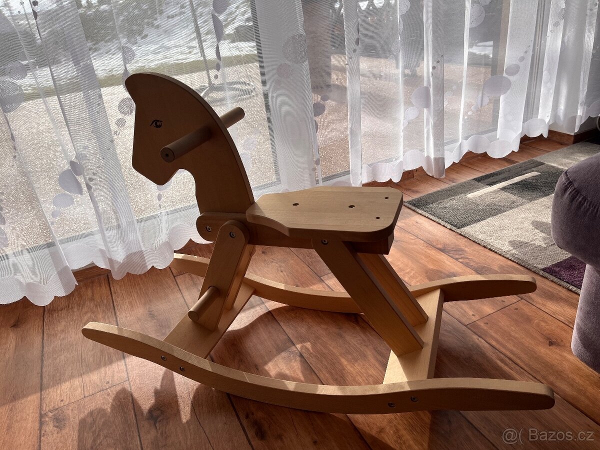 Houpací koník - 4
