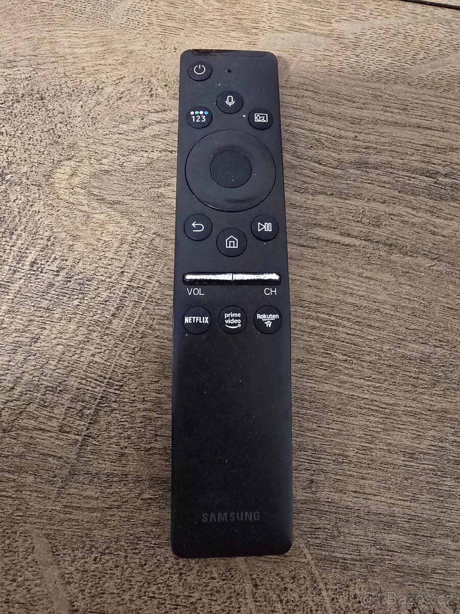 50" Samsung UE50TU8002 - 4