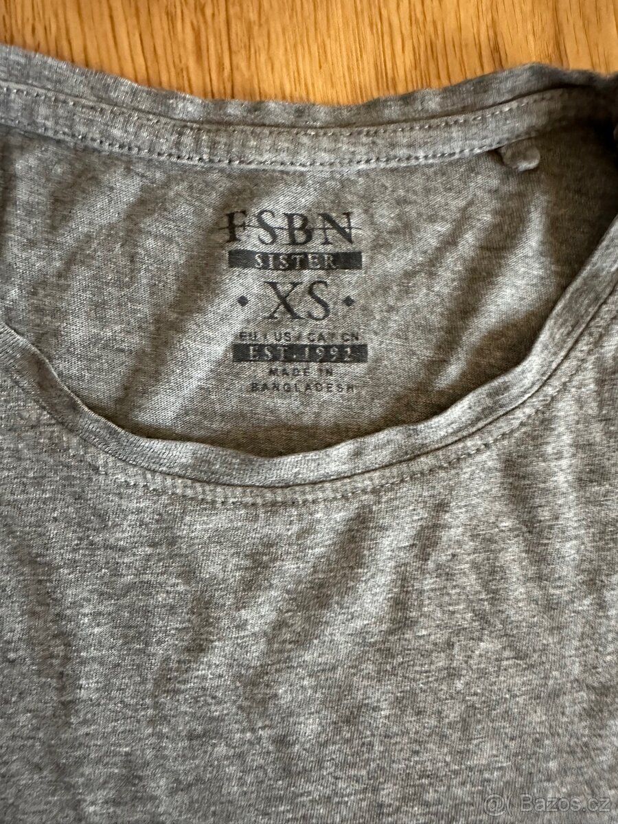 Set triček vel.34 - 4