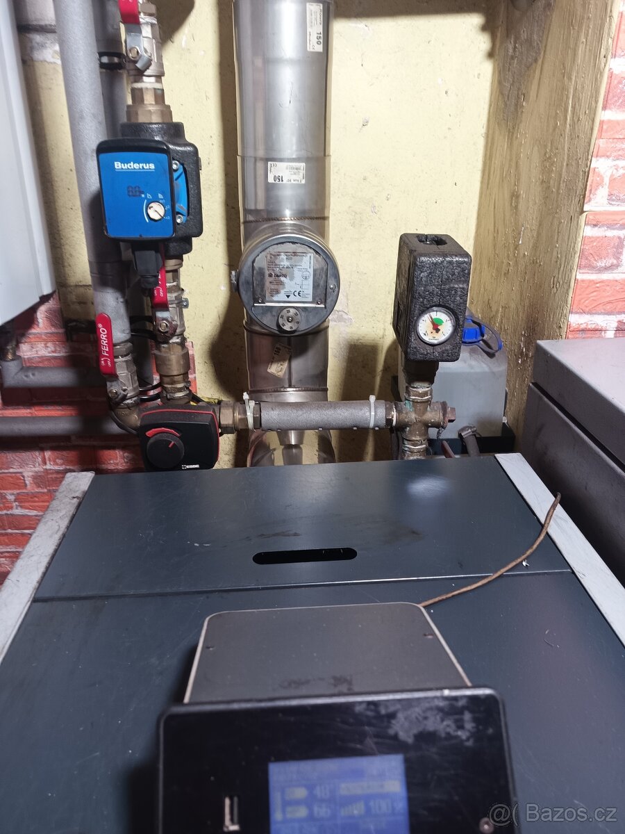 aut. kotel s násypkou - 4