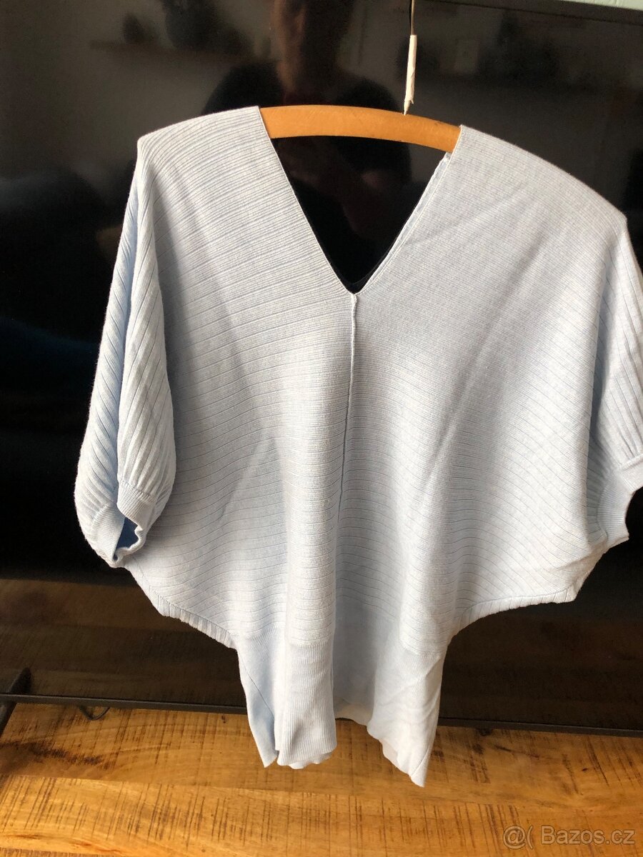 Svetřík tatuum L - 4