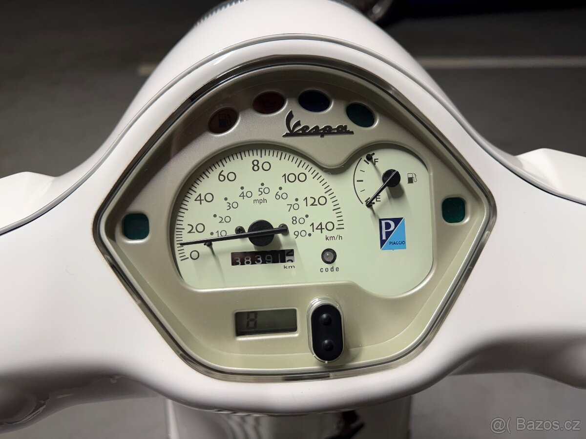 Vespa lx 125 - 4