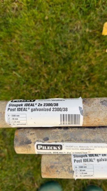 Plotové sloupky zinkované - 4