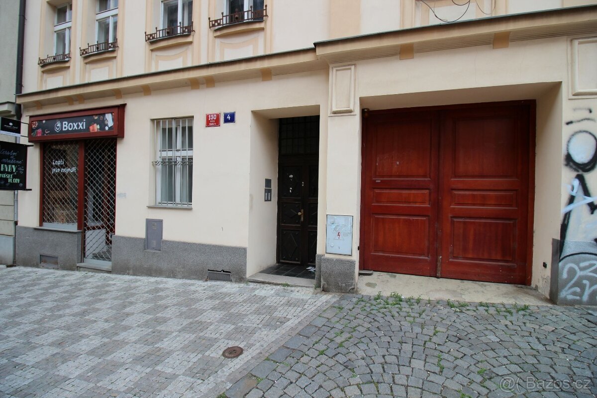 Výrobní prostor s prodejnou a skladem - 4