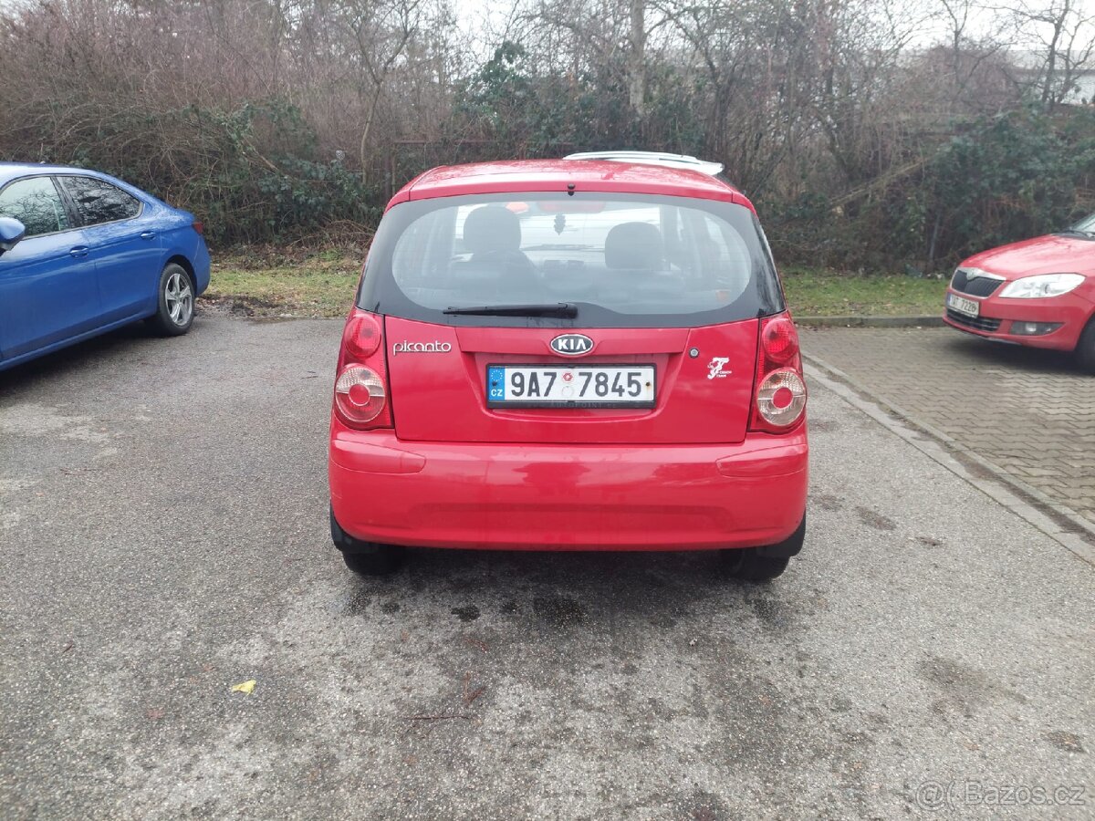 Kia Picanto - 4