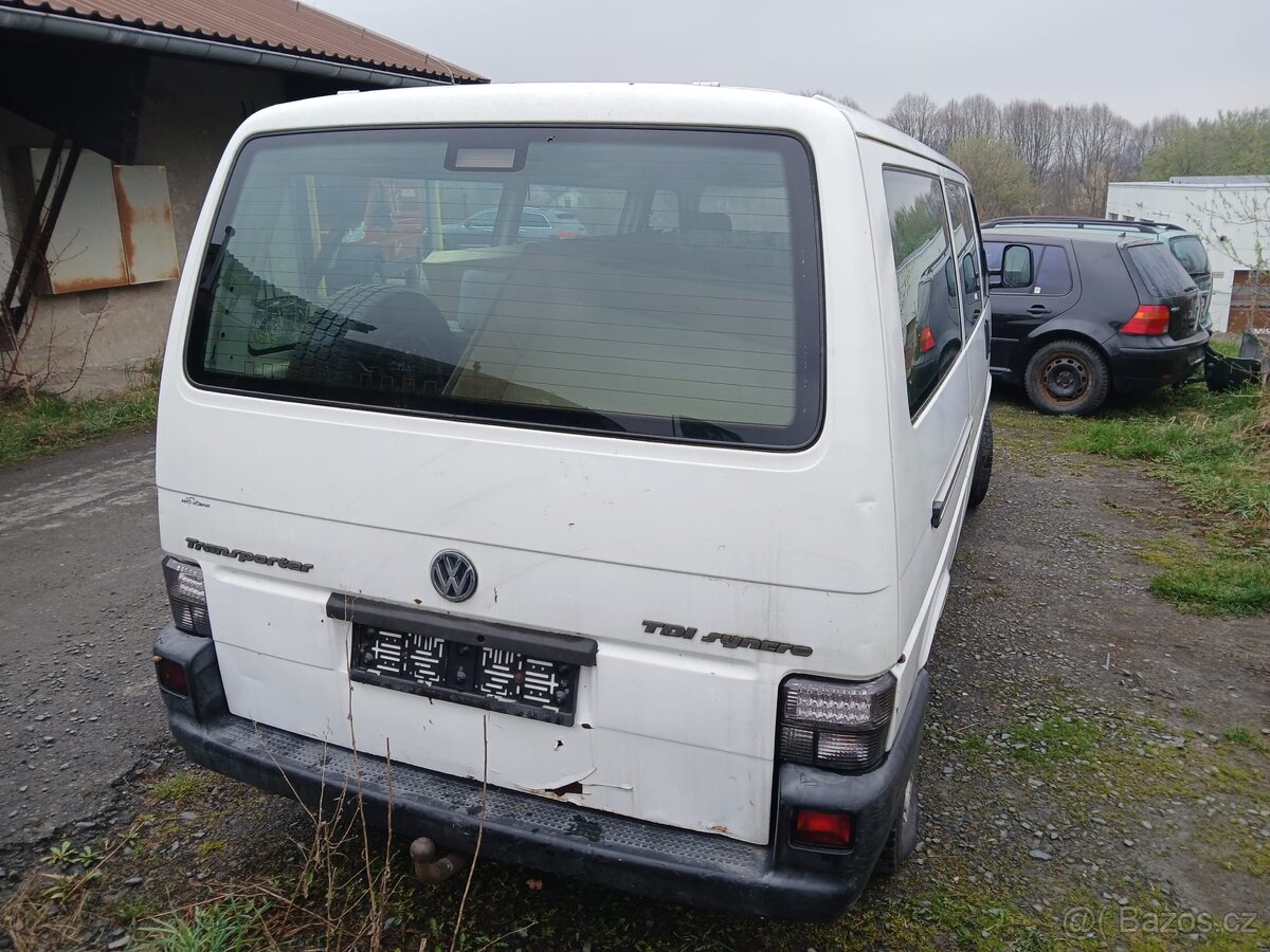 Prodám VW TRANSPORTER CARAVELLA t4 2.5 TDI SYNCRO - 4