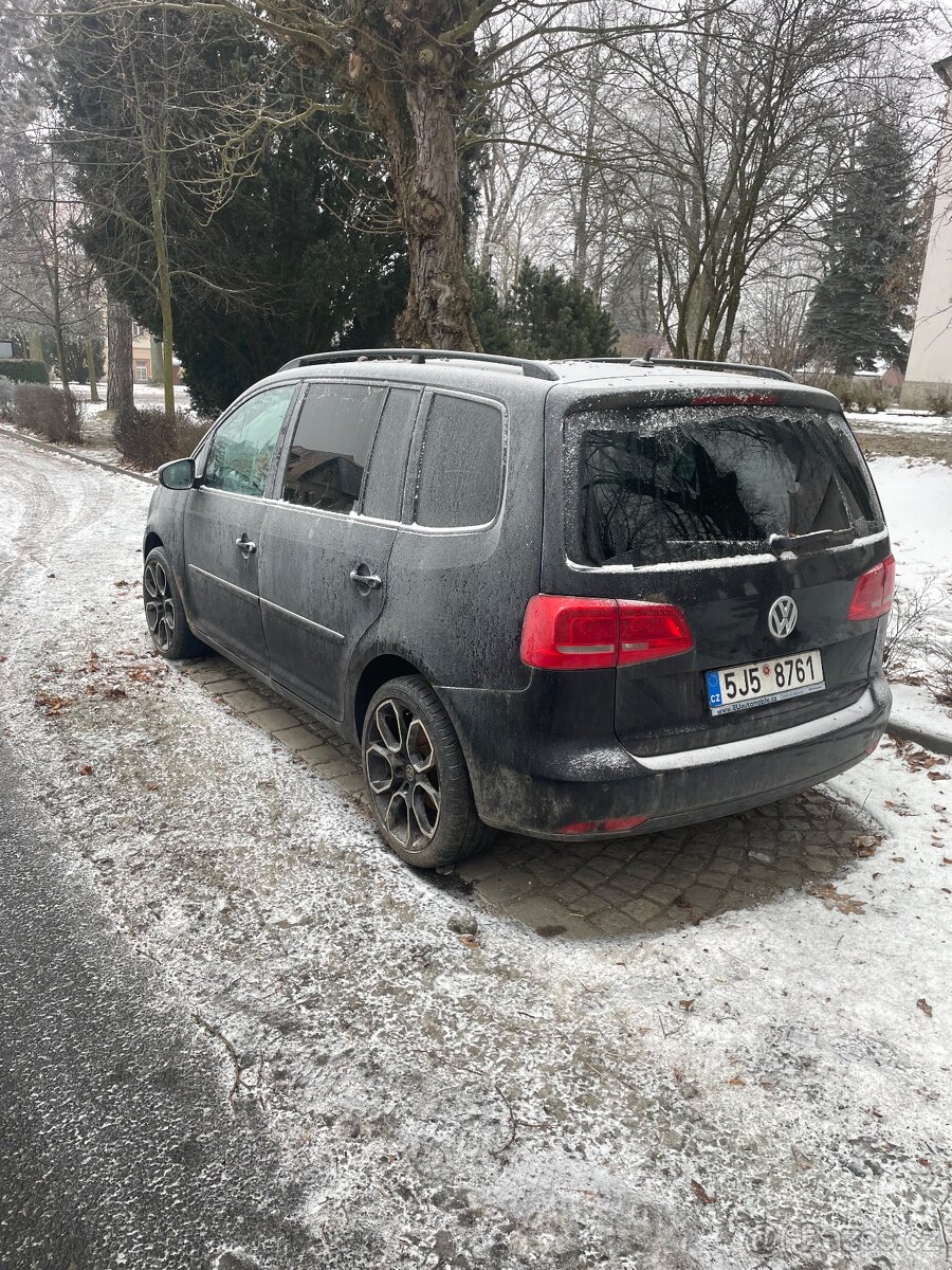 Prodám volkswagen touran - 4
