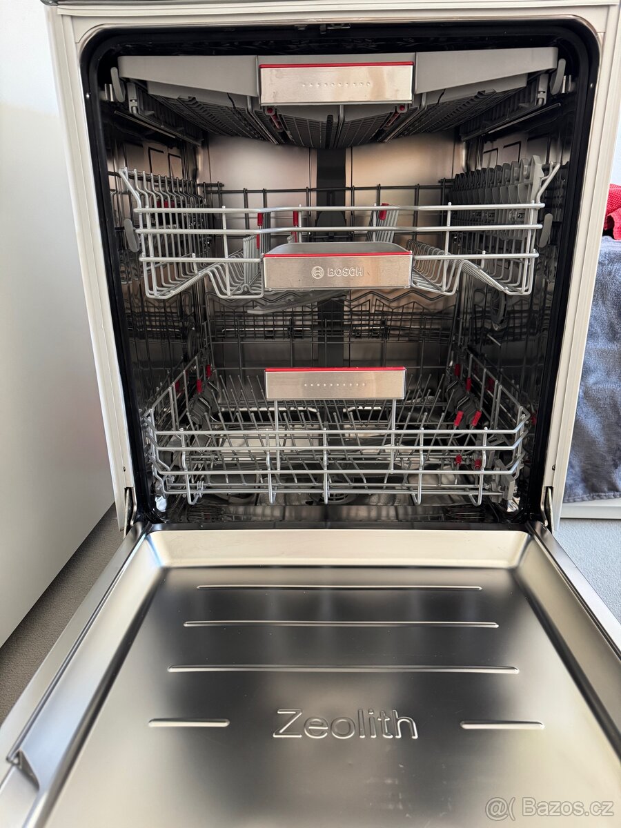 Prodám vestavnou myčku Bosch - 4