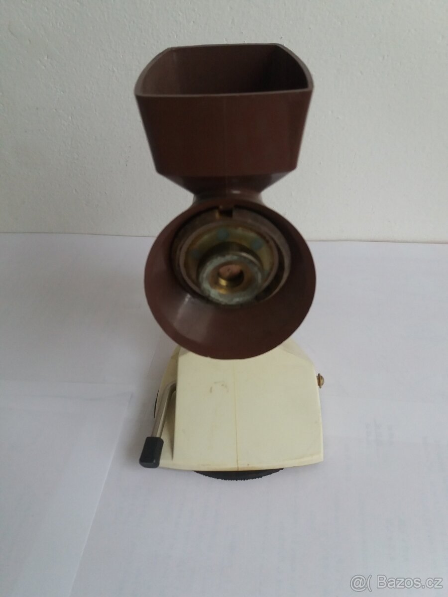 Mlýnky na mák. - 4