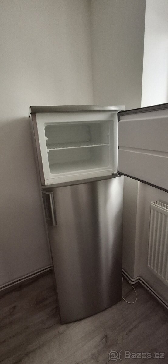 Lednice s mrazákem - 4
