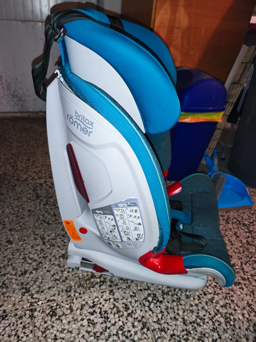 Autosedačka Britax modrá - 4