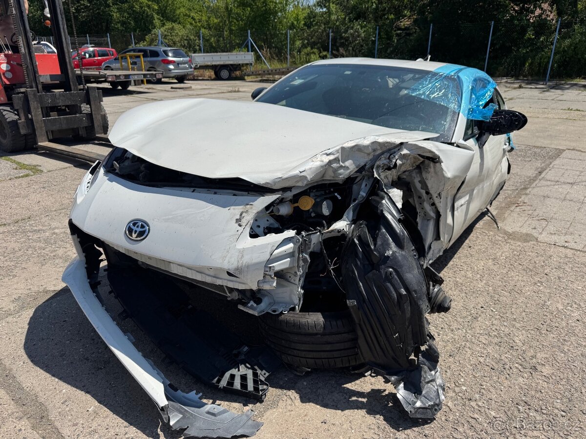 Toyota GT86 2025 172 kW - 4