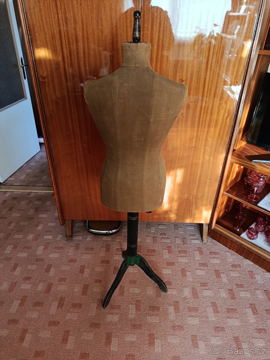 Krejčovská panna 2 kusy - 4