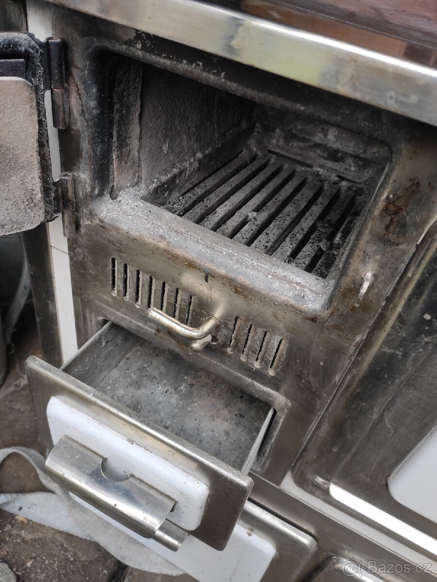 Vamberecká kachlová kamna sporák - 4
