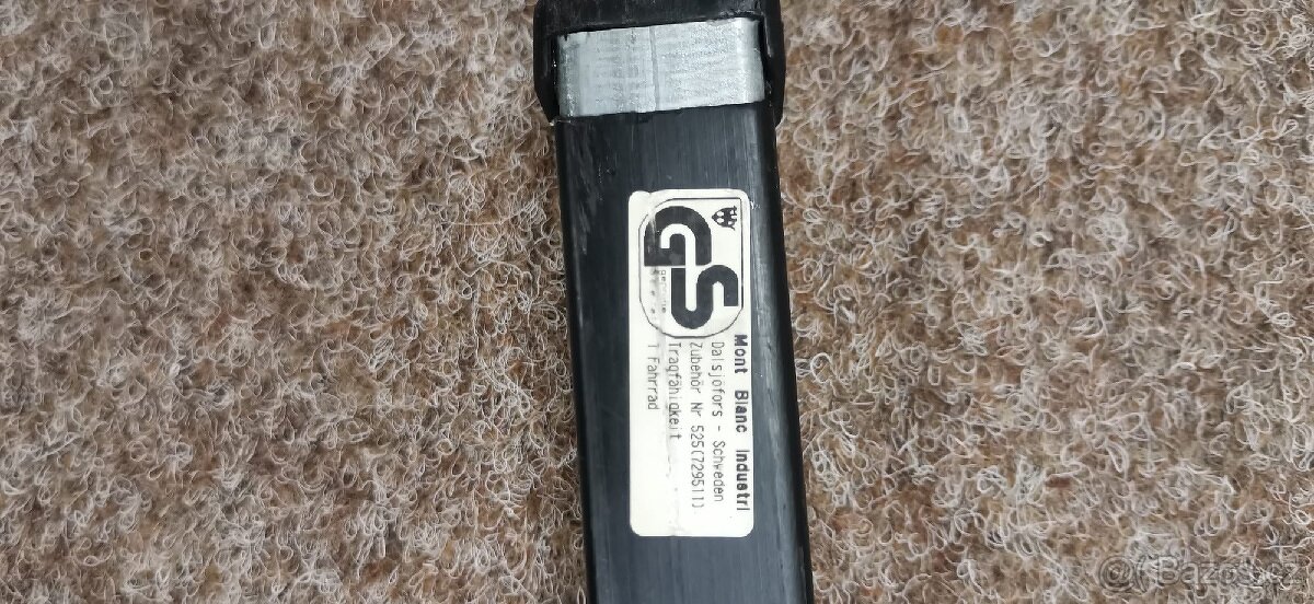 Držáky na kola uzamykatelné 3ks - 4