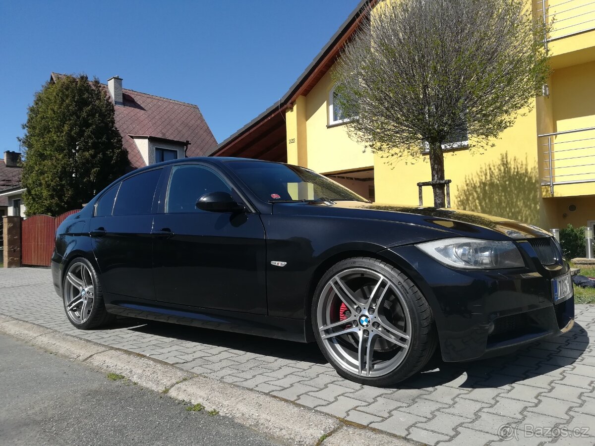 BMW e90 330i - 4