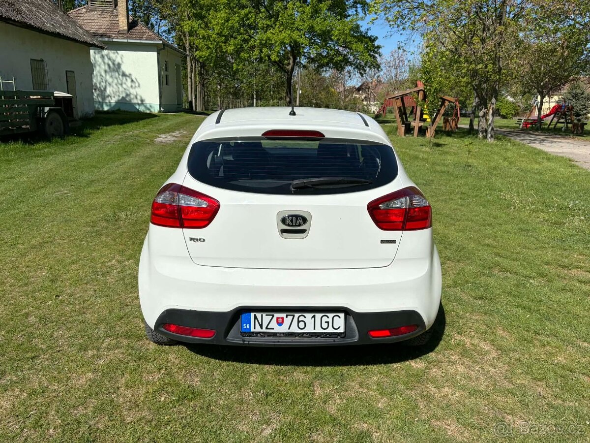 Kia Rio 1.4 CRDi EX - 4