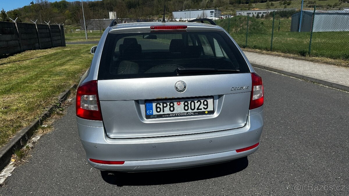 ŠKODA OCTAVIA 1.6 MPI - 4