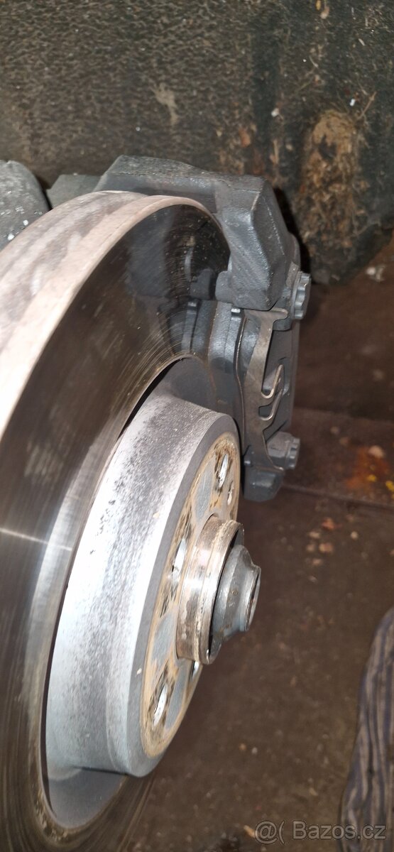 Audi A6 4G 3.0 tdi predni brzdove kotouce desky - 4