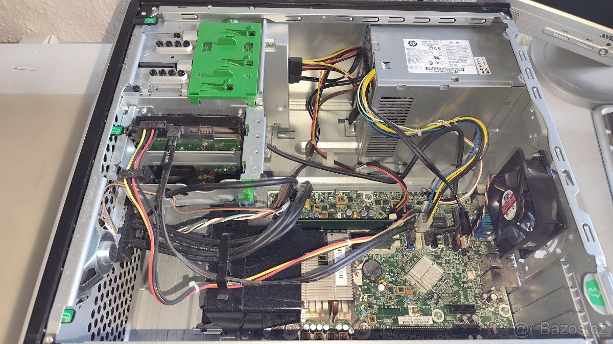 12ks PC HP s i3 / HDD 250Gb / 4Gb RAM - 4