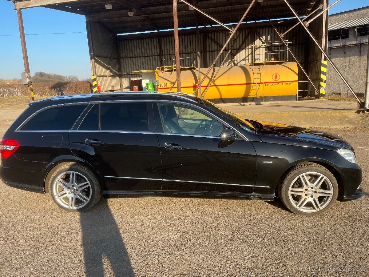 Mercedes-Benz E300 cdi AMG paket - 4
