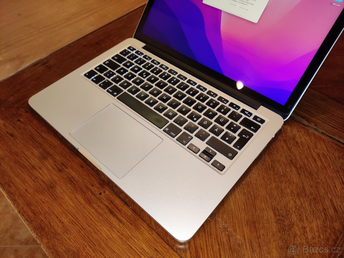 MacBook Pro 13", Early 2015, i5, 8GB RAM, 128GB SSD - 4