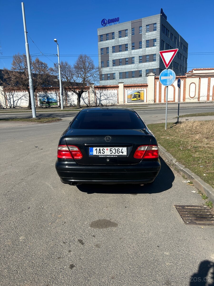 Mercedes clk w208 - 4
