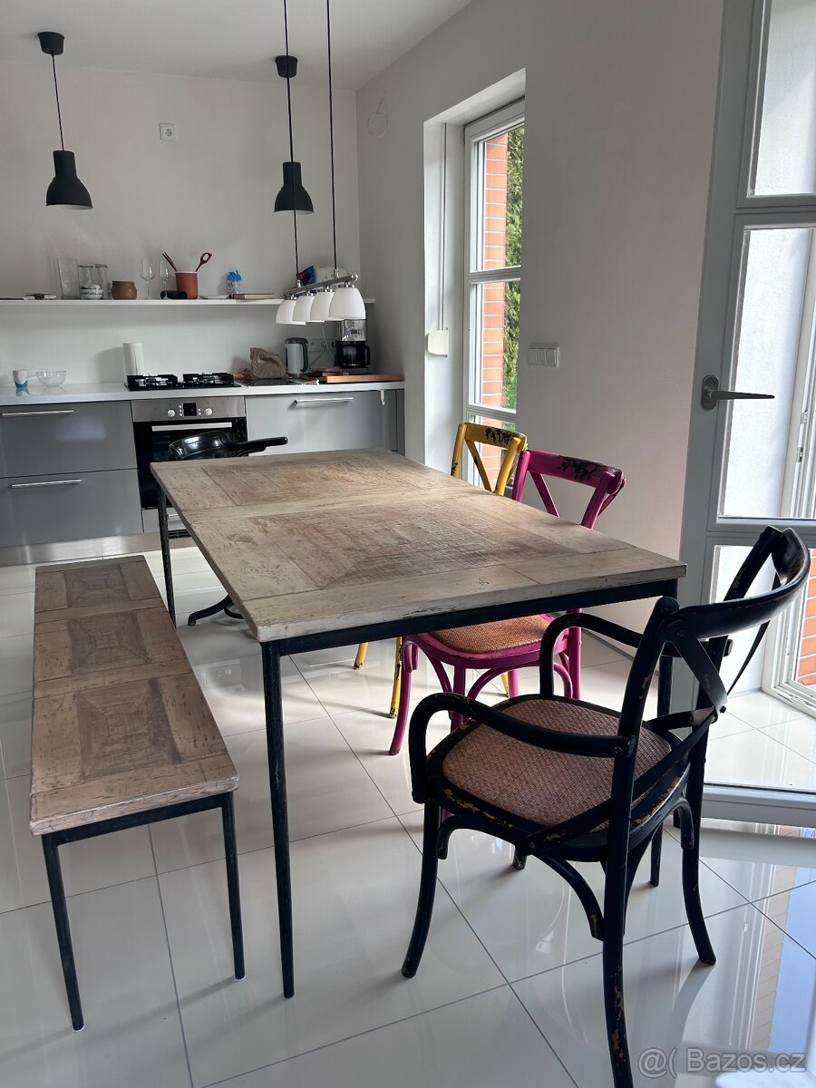 Dřevěné židle v retro stylu - 4