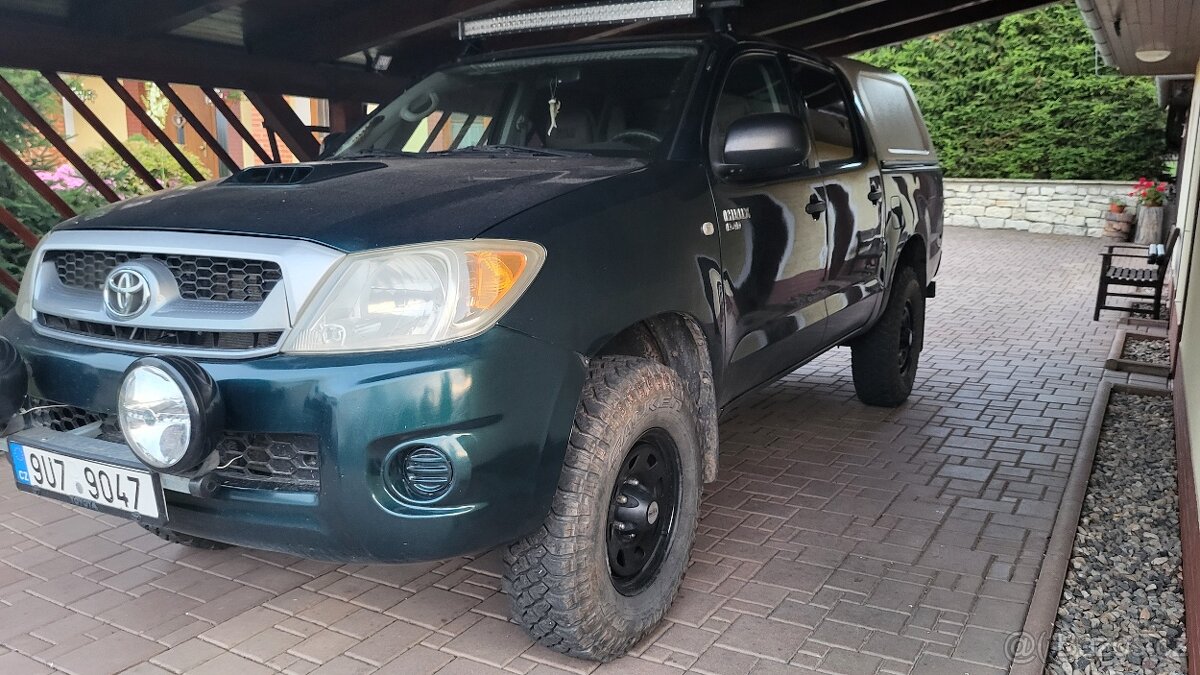 Prodám Toyotu Hilux 2.4 D4-D