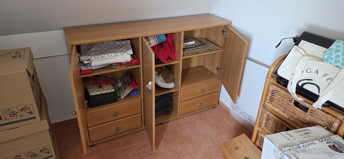 Knihovny, komoda, kontejner - 4