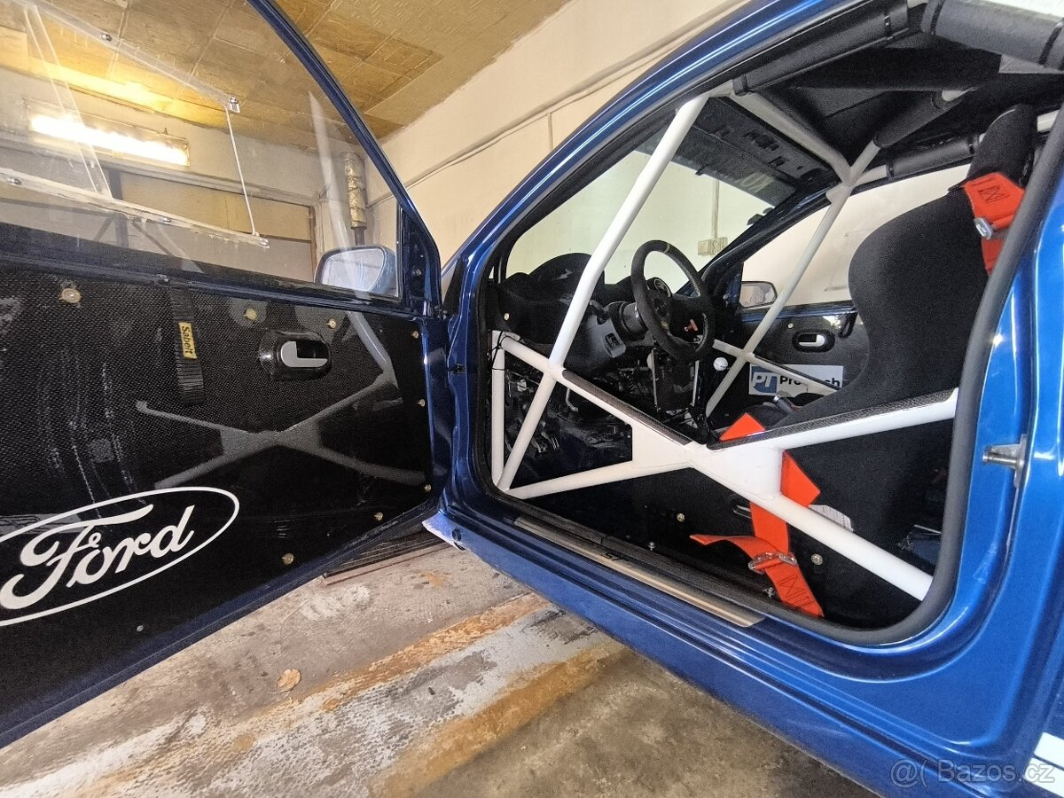 Ford Fiesta ST150 rally - 4