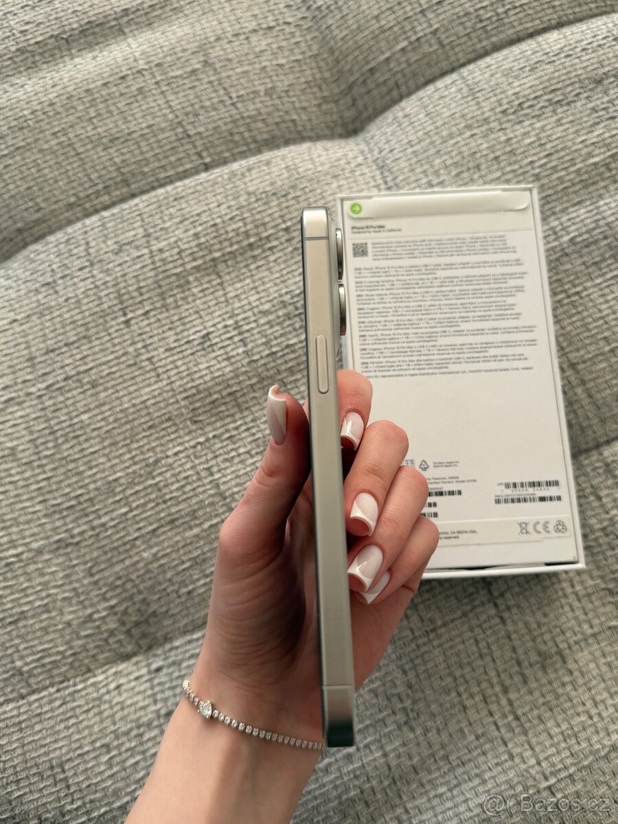 iPhone 15 pro max 256gb - 4