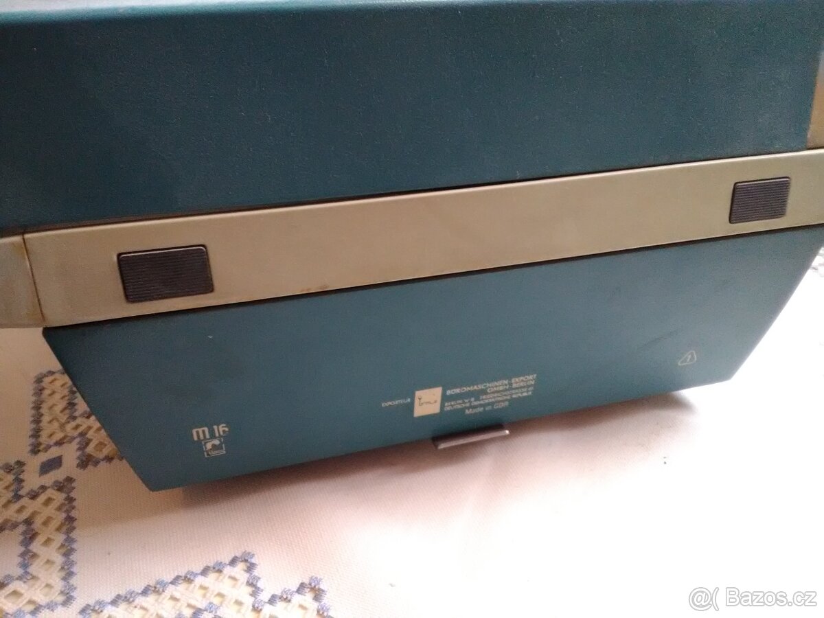 Prodám Starší mechanický psací stroj Optíma funkční - 4