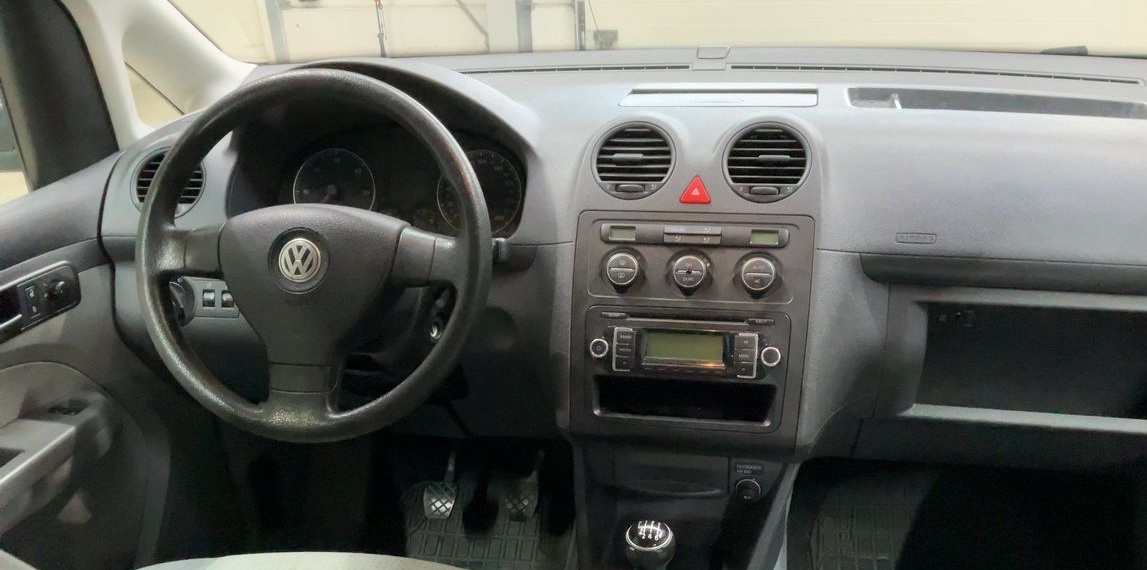 Volkswagen Caddy MAXI 7-MÍST 2.0Tdi 103KW TAŽNÉ 195 tis km - 4