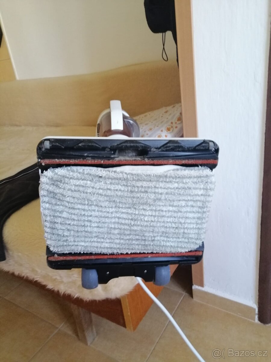 Parní čistič Rowenta Clean&Steam RY7557WH bílý - 4