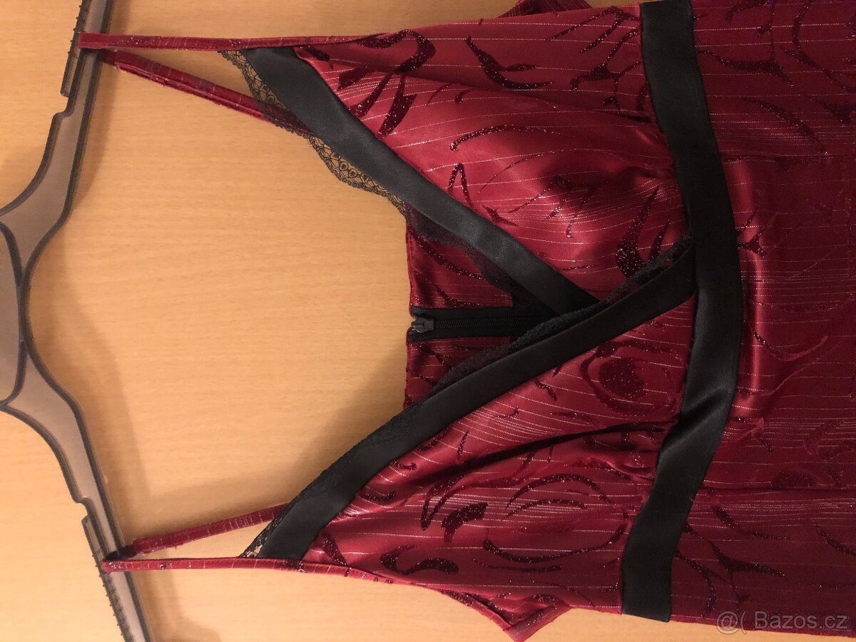 Dámské večerní šaty - 4