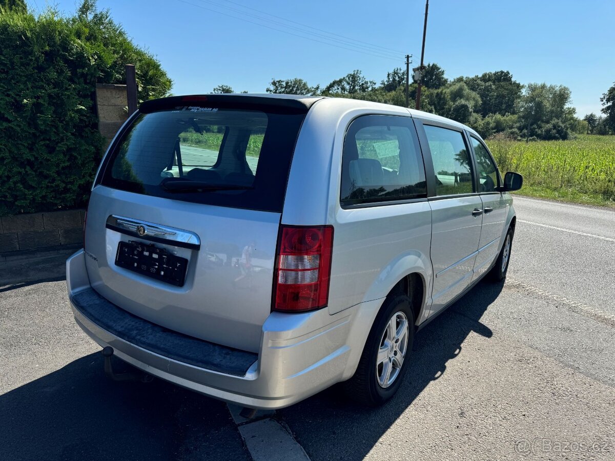 Chrysler Grand Voyager RT 3.8 V6 EU 2009 - 4