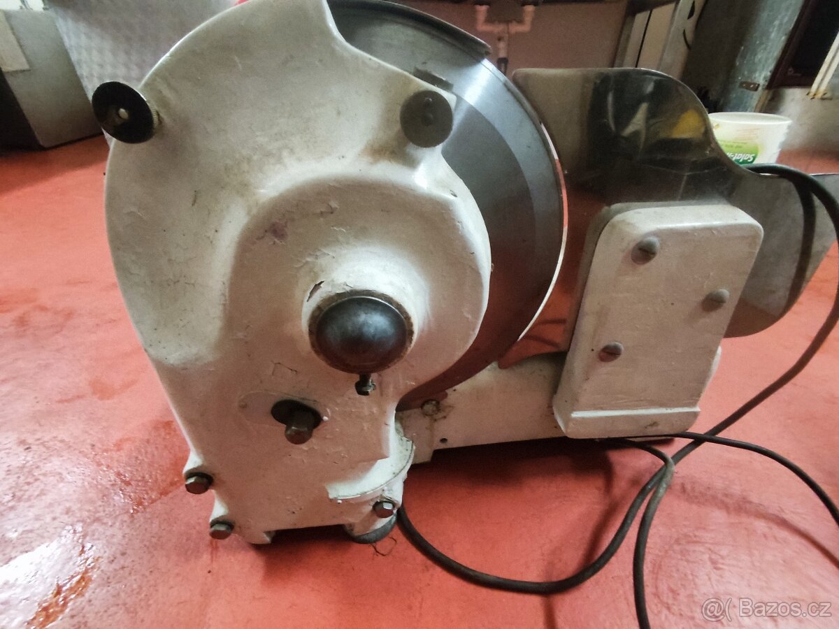 Nářezový stroj - 4