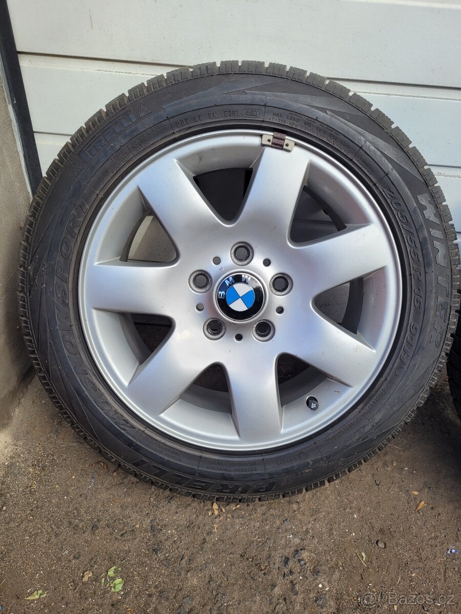 ALU kola BMW 16" vč.zimních pneu - 4