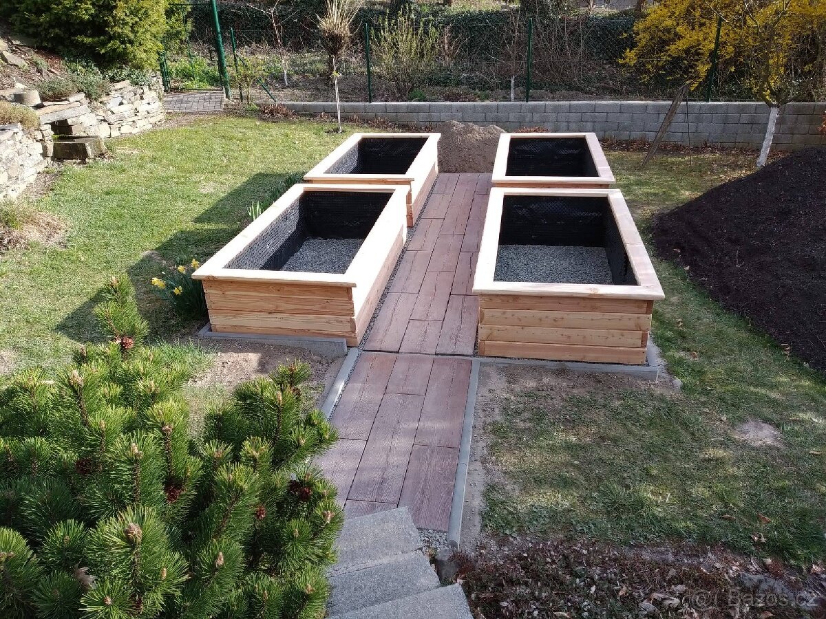 10% SLEVA-Modřínový masivní vyvýšený záhon - 4