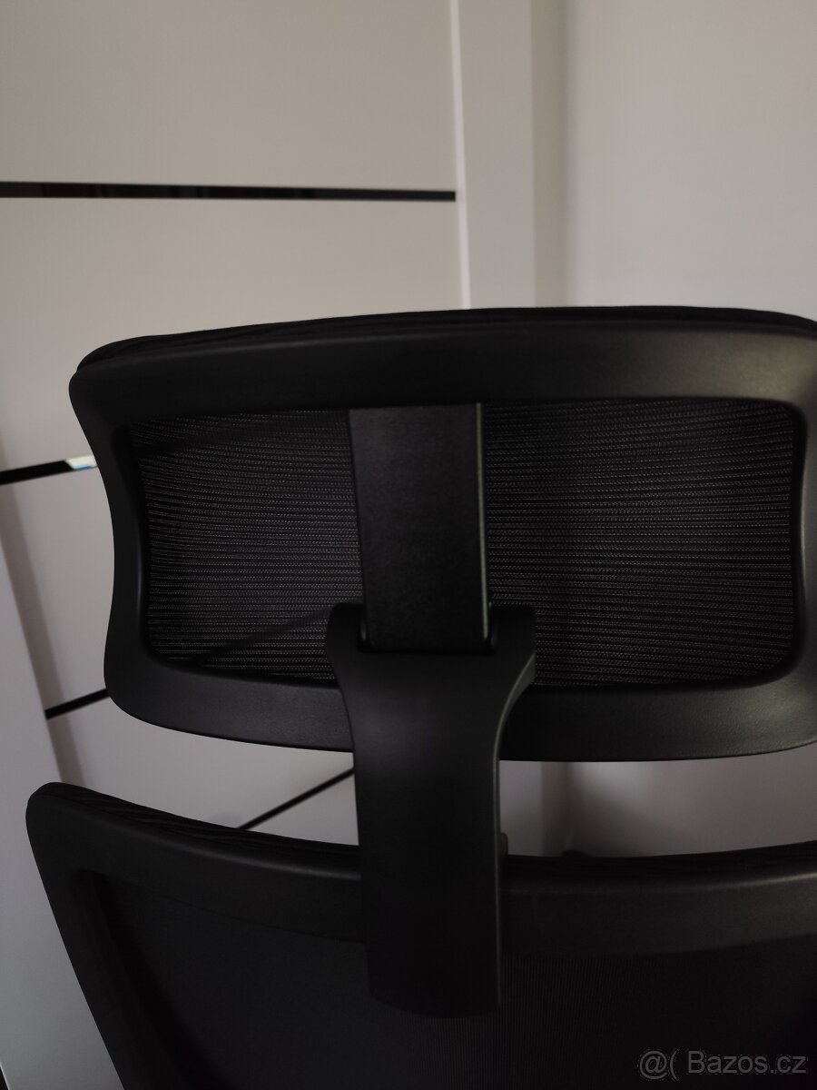 Černá kancelářská židle - 4