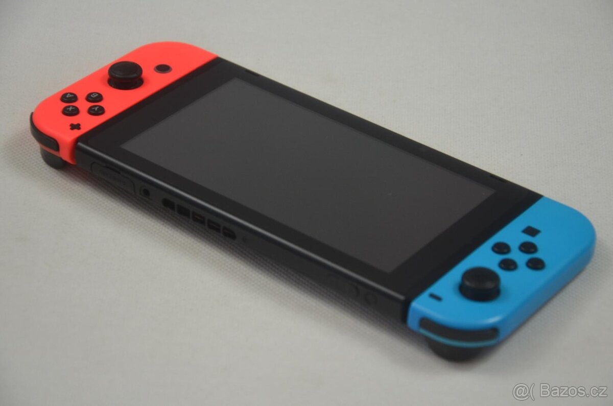 Nintendo Switch - Konzole (TOP) Původně 6990.- Záruka rok - 4