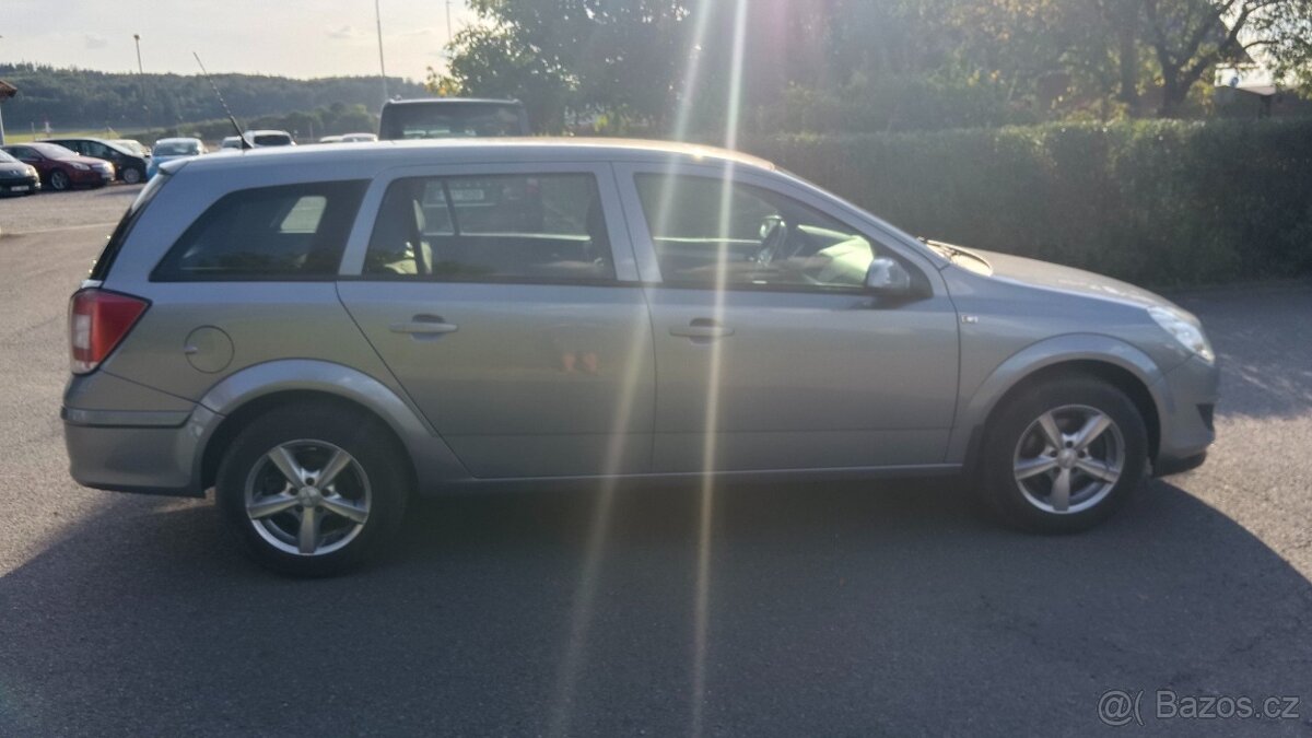 Opel Astra 1.4 66 Kw - 4