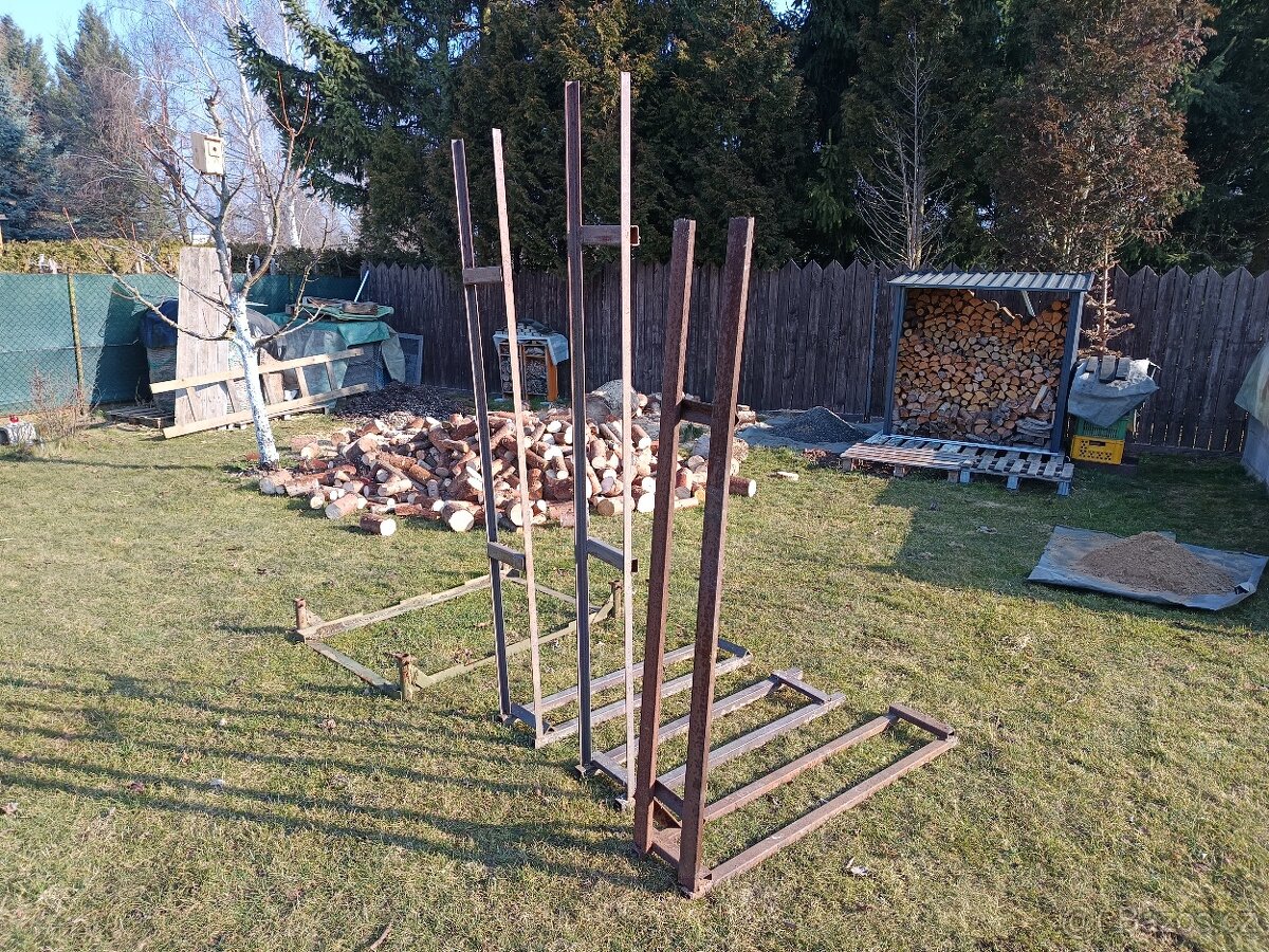 Držák palivového dřeva - 4