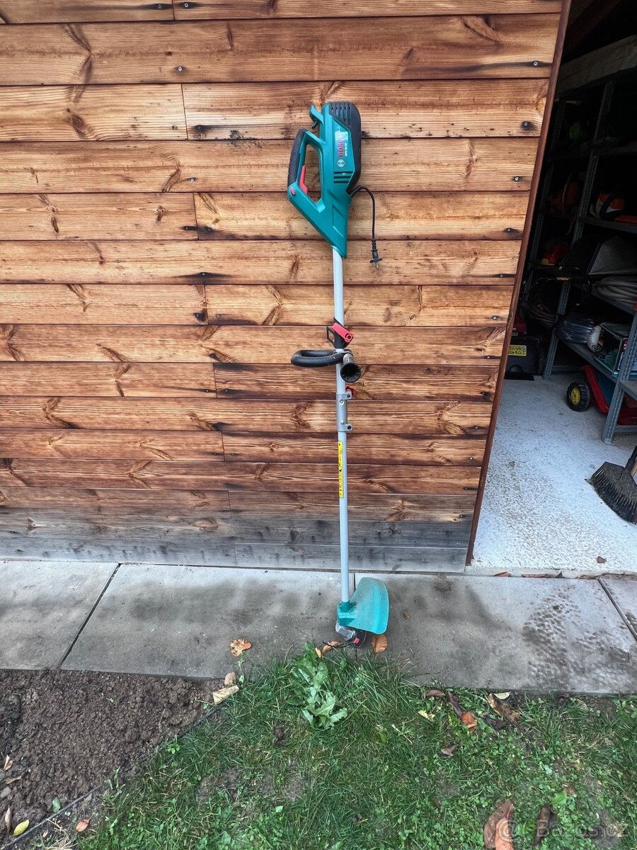 strunová sekačka BOSH - 4