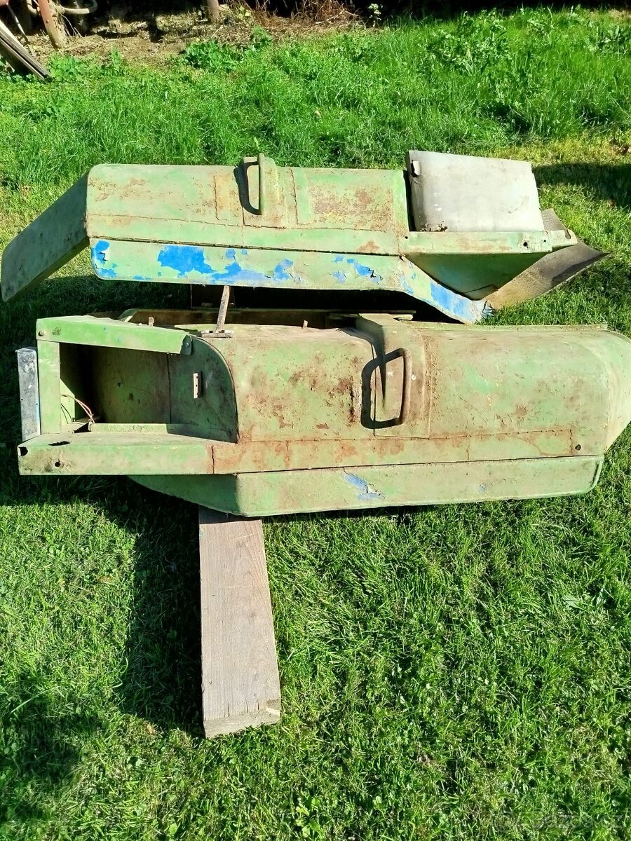 Blatníky ZETOR 25 - 4